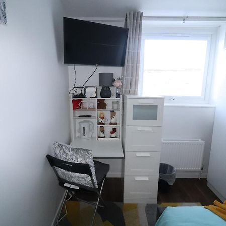 West Dulwich Home 28 Mins To London Victoria Экстерьер фото