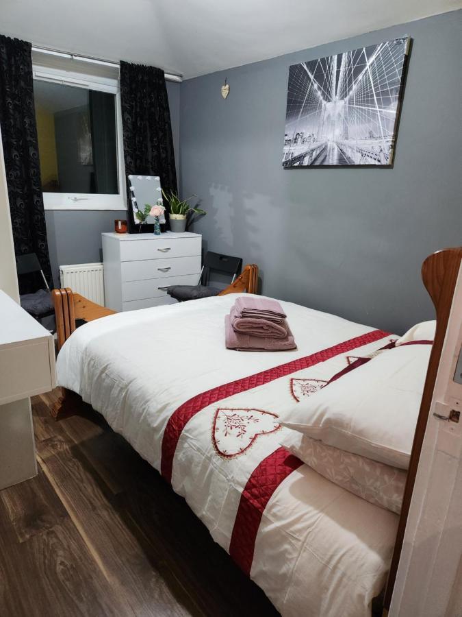 West Dulwich Home 28 Mins To London Victoria Экстерьер фото